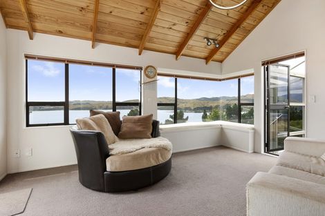 Photo of property in 45 The Crowsnest, Whitby, Porirua, 5024