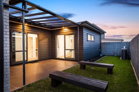 Photo of property in 17 Whenuapai Drive, Whenuapai, Auckland, 0618