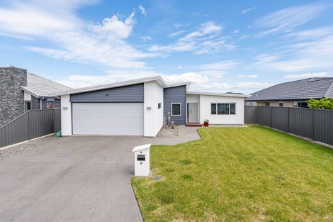 Photo of property in 8 Kaituna Place, Te Awa, Napier, 4110