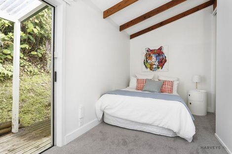 Photo of property in 68 Wood Bay Road, Titirangi, Auckland, 0604