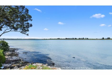 Photo of property in 2/8 Mcinnes Road, Weymouth, Auckland, 2103