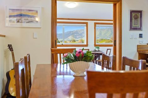 Photo of property in 64b Te Moana Road, Waikanae Beach, Waikanae, 5036