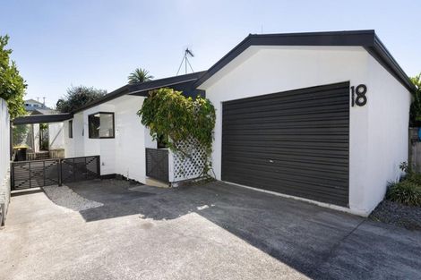 Photo of property in 18 Seymour Place, Bellevue, Tauranga, 3110