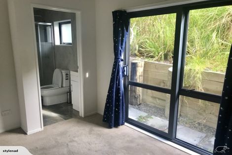 Photo of property in 7 Woodall Place, Totara Vale, Auckland, 0627