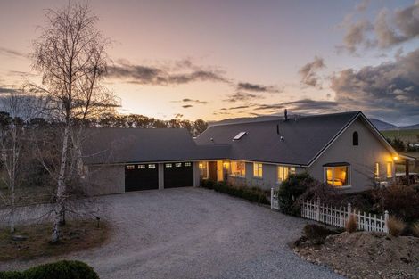 Photo of property in 448 Letts Gully Road, Letts Gully, Alexandra, 9393