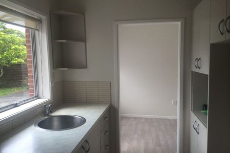 Photo of property in 2/67 Centreway Road, Orewa, 0931