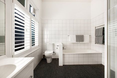 Photo of property in 17 Matai Road, Hataitai, Wellington, 6021