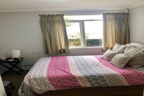 Photo of property in 2/41 Selwyn Crescent, Forrest Hill, Auckland, 0620