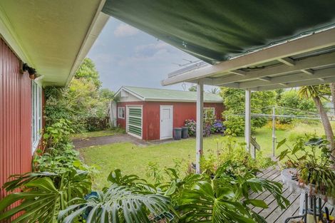 Photo of property in 14 Hamilton Crescent, Whitianga, 3510