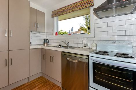 Photo of property in 2/6 Nanette Street, Upper Riccarton, Christchurch, 8041