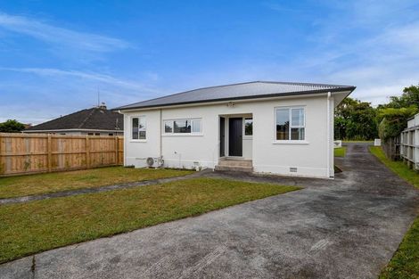 Photo of property in 7 Tarahua Road, Vogeltown, New Plymouth, 4310
