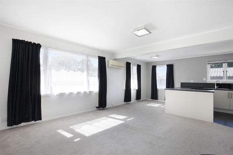 Photo of property in 2/6 Oakhurst Place, Russley, Christchurch, 8042