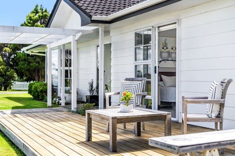 Photo of property in 286 Muriwai Valley Road, Muriwai, Waimauku, 0881