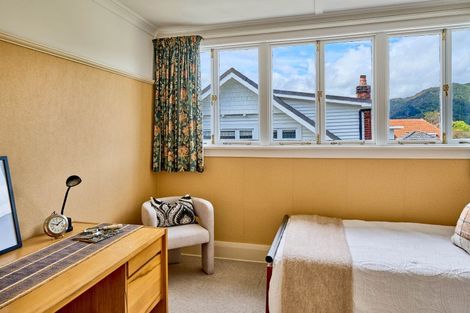 Photo of property in 14 Hinau Street, Woburn, Lower Hutt, 5010