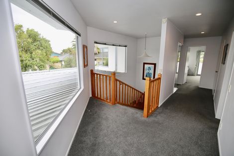 Photo of property in 63c Braid Road, St Andrews, Hamilton, 3200