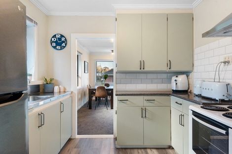 Photo of property in 17 Waldron Crescent, Green Island, Dunedin, 9018