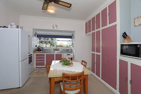 Photo of property in 49 Holland Crescent, Bulls, 4818