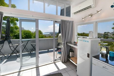 Photo of property in 21 Elliston Crescent, Stanmore Bay, Whangaparaoa, 0932