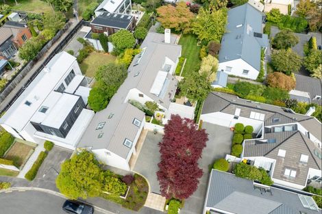 Photo of property in 37 Thornycroft Street, Fendalton, Christchurch, 8052