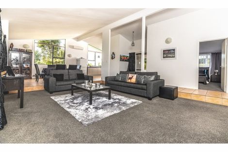 Photo of property in 38 Riddell Road, Kerikeri, 0230