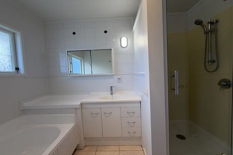 Photo of property in 1a Everglade Drive, Goodwood Heights, Auckland, 2105