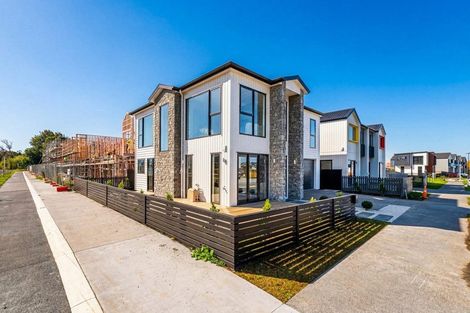 Photo of property in 1 Sails Road, Hobsonville, 0616