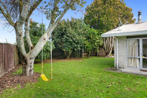 Photo of property in 3 Dickens Place, Leamington, Cambridge, 3432