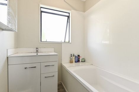 Photo of property in 1222a Cunningham Crescent, Mayfair, Hastings, 4122