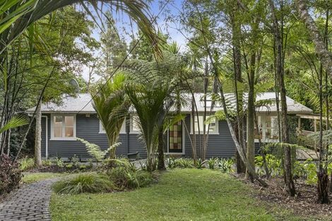 Photo of property in 759 West Coast Road, Oratia, Auckland, 0604