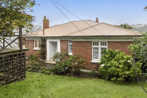 Photo of property in 19 Silverton Street, Andersons Bay, Dunedin, 9013