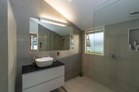 Photo of property in 425 Marine Drive, Charteris Bay, Lyttelton, 8971