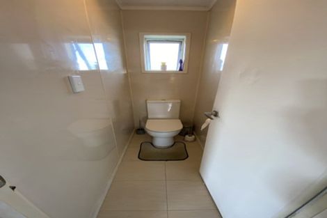 Photo of property in 2/18 Mirrabooka Avenue, Botany Downs, Auckland, 2010