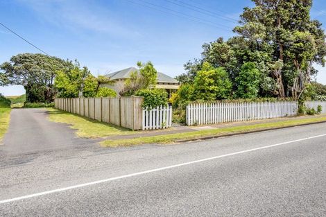 Photo of property in 207 Egmont Street, Patea, 4520