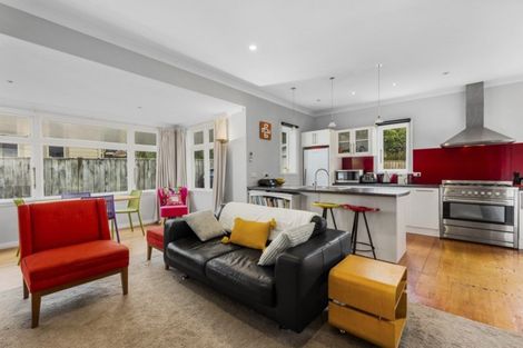 Photo of property in 3 Hume Street, Alicetown, Lower Hutt, 5010