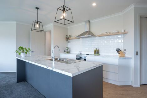 Photo of property in 12 Koi Crescent, Mapua, 7005