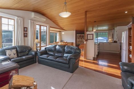 Photo of property in 102 Mount Curl Road, Hunterville, 4784