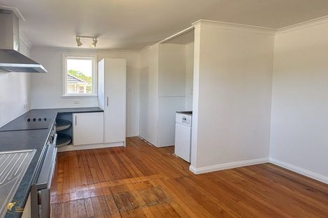 Photo of property in 27 Line Road, Glen Innes, Auckland, 1072