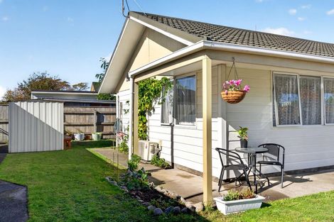 Photo of property in 5 Newland Place, Masterton, 5810