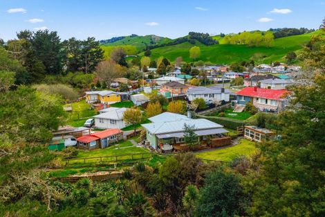 Photo of property in 49 Roslyn Street, Taumarunui, 3920