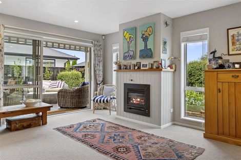 Photo of property in 16 Hakatere Road, Pegasus, 7612