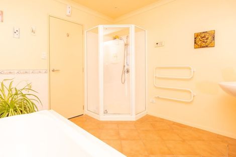 Photo of property in 25 Limousin Place, Grandview Heights, Hamilton, 3200