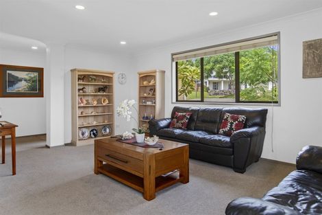 Photo of property in 49 Discovery Avenue, Welcome Bay, Tauranga, 3112