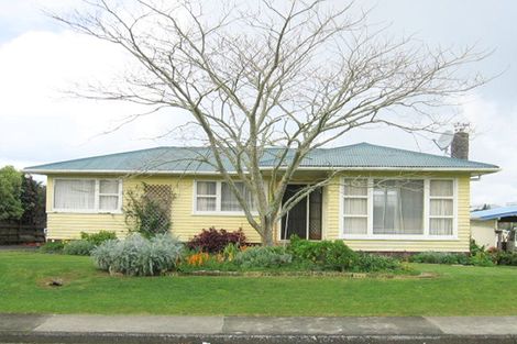 Photo of property in 11 Mcinnes Avenue, Te Kamo, Whangarei, 0112