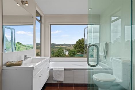 Photo of property in 127d Oruawharo Road, Topuni, Wellsford, 0975