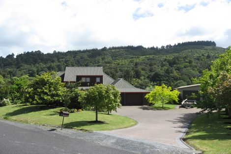 Photo of property in 179 Kauri View Road, Opaheke, Papakura, 2584