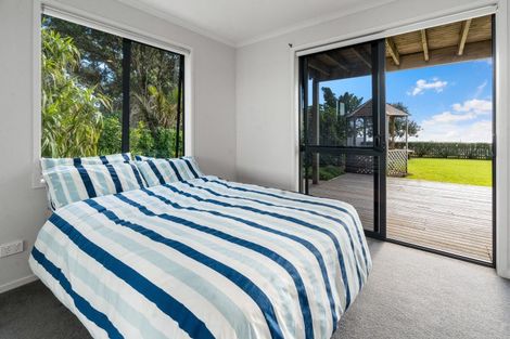 Photo of property in 119 Long Beach Road, Russell, 0202