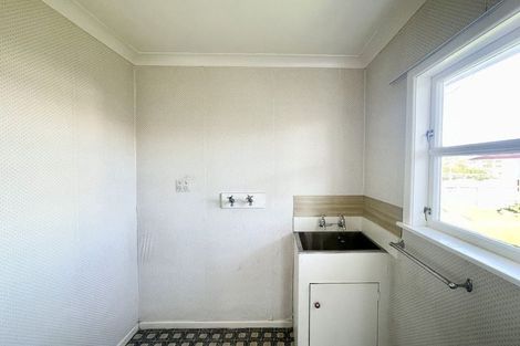 Photo of property in 36 Karaka Crescent, Levin, 5510