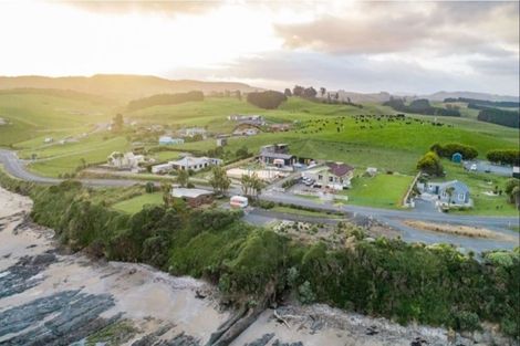 Photo of property in 1302 Kaka Point Road, Kaka Point, Balclutha, 9271