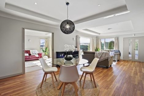 Photo of property in 35 Country Palms Drive, Halswell, Christchurch, 8025