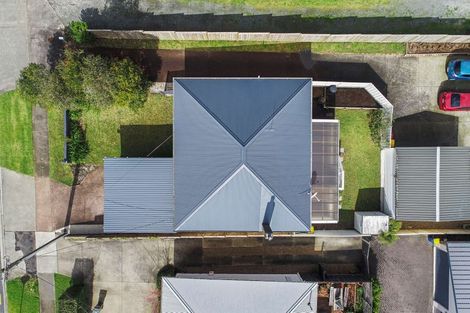 Photo of property in 324 Glengarry Road, Glen Eden, Auckland, 0602